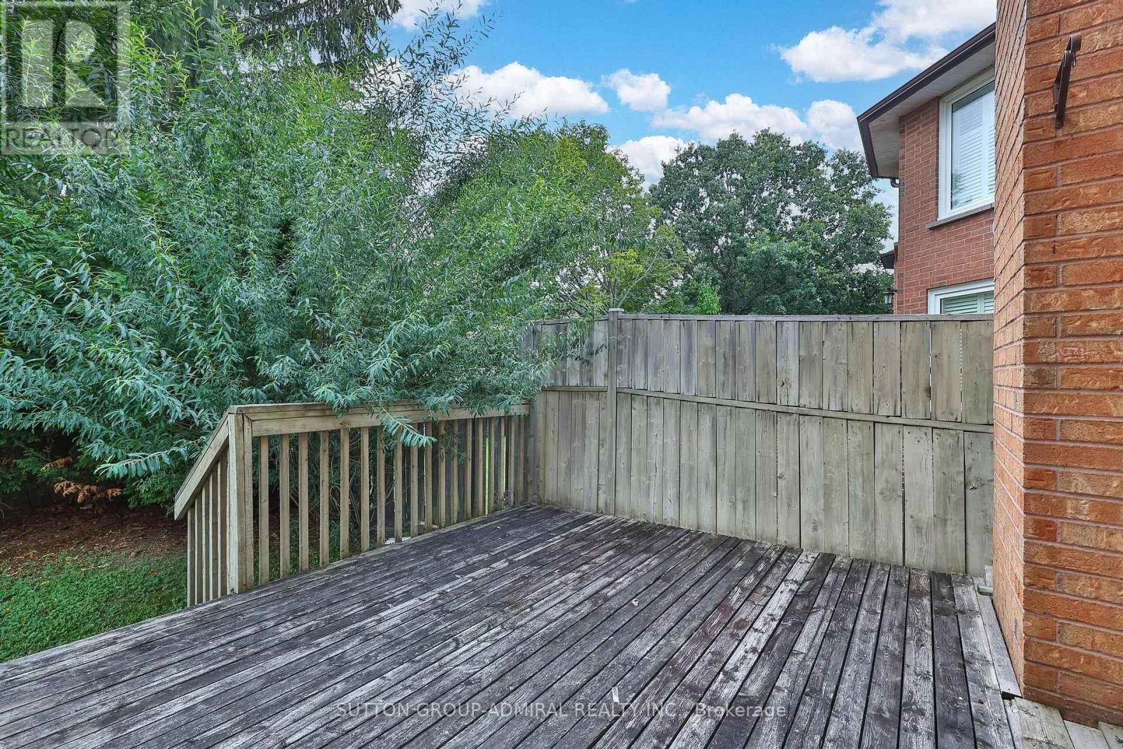 27 GREEN ACRES ROAD - 41