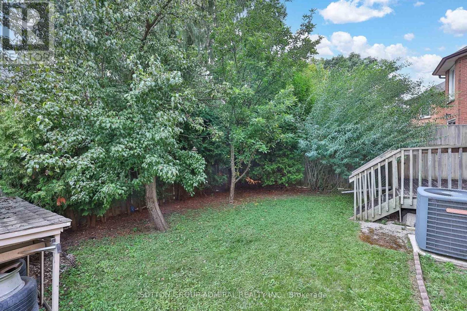 27 GREEN ACRES ROAD - 42