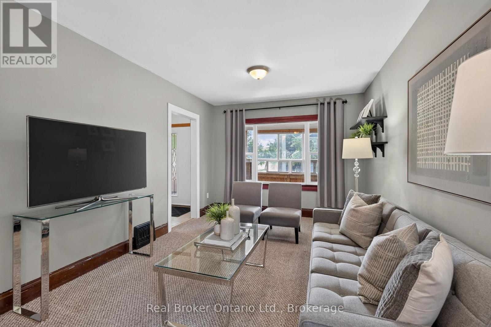 2 HERLAN AVENUE - 11