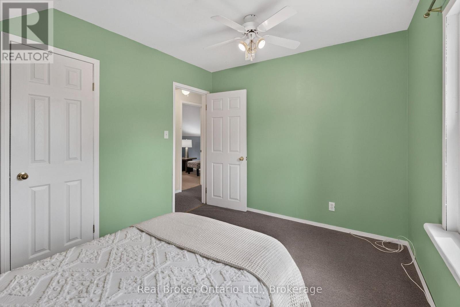 2 HERLAN AVENUE - 29