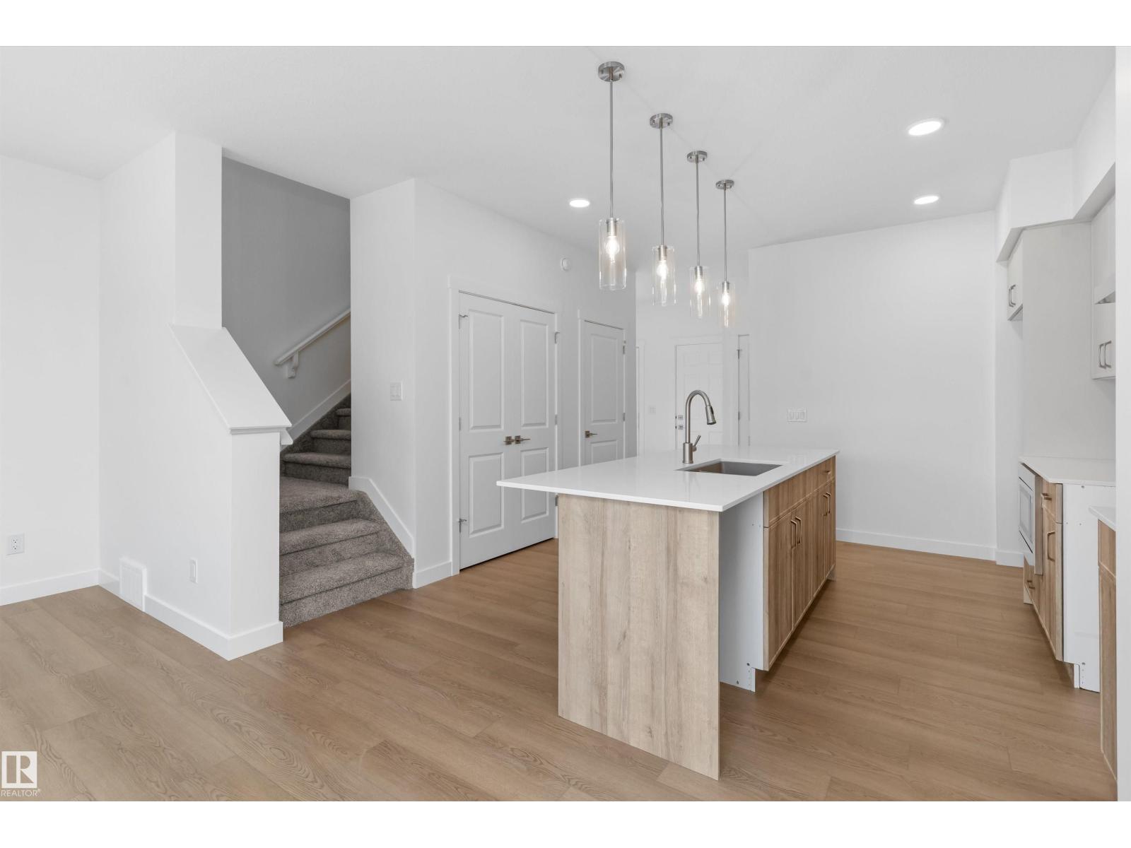 1064 CRISTALL CR SW - 9