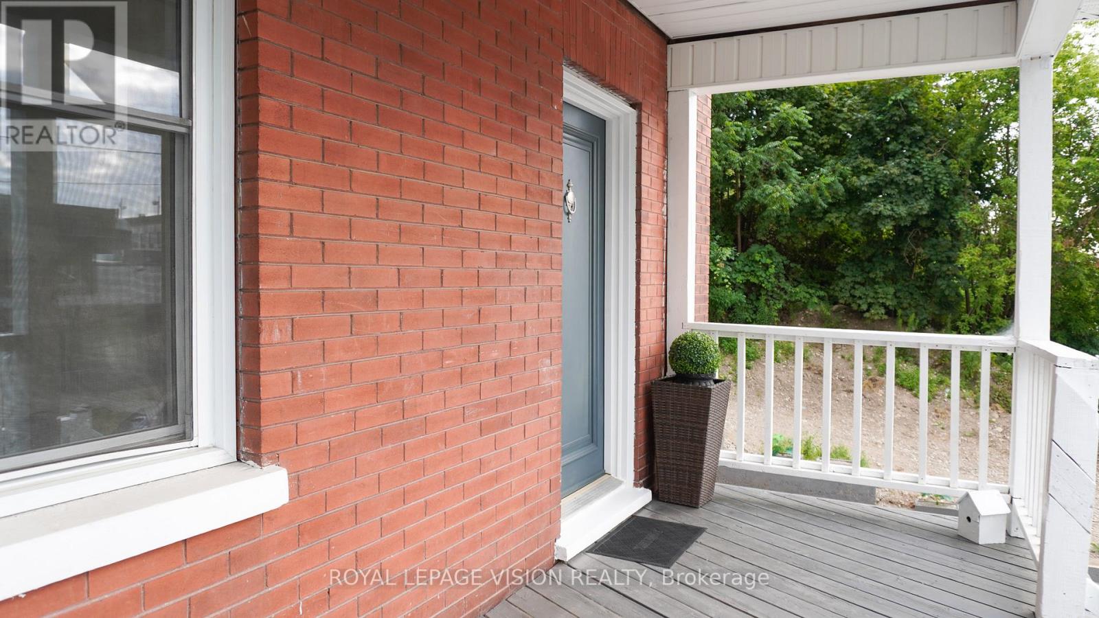 15 SHADE STREET - 4