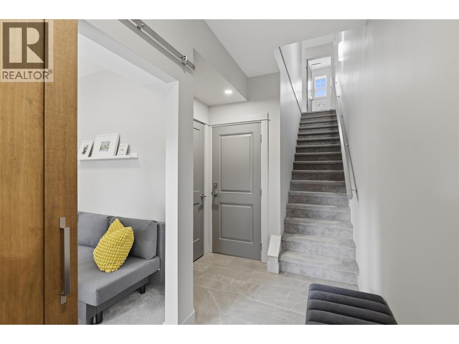#118 1393 9TH Avenue - 25
