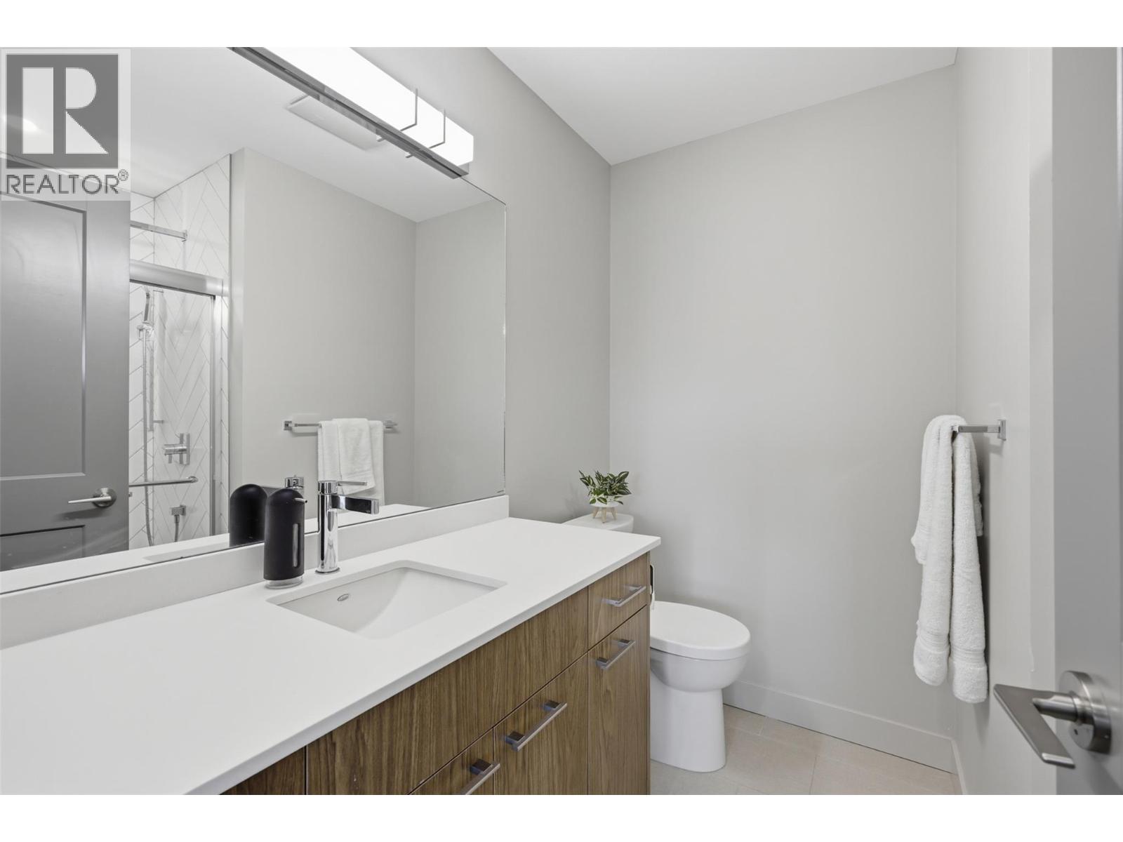 #118 1393 9TH Avenue - 20