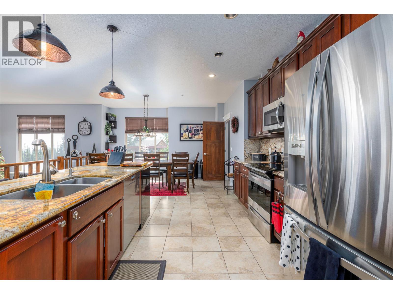2 5045 Snowbird Way, Big White