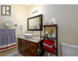 5045 Snowbird Way Unit# 2, Big White, BC V1P1P3 Photo 21