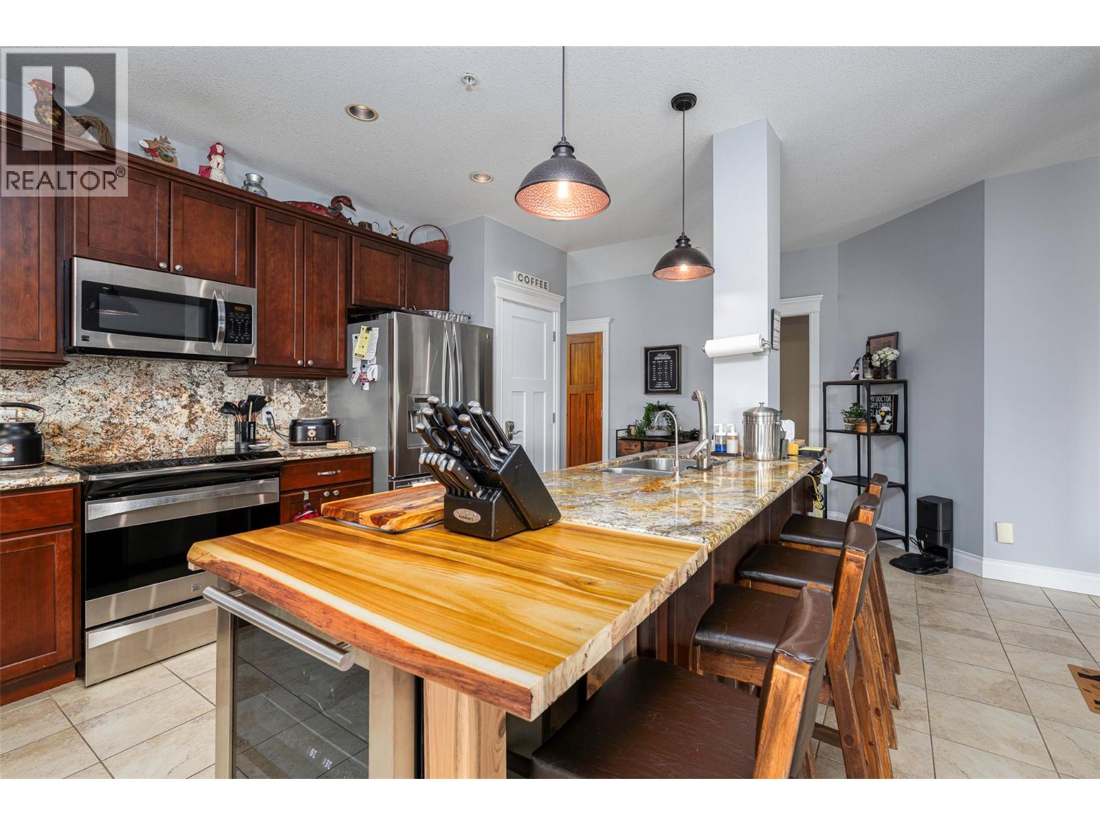#2 5045 Snowbird Way - 4