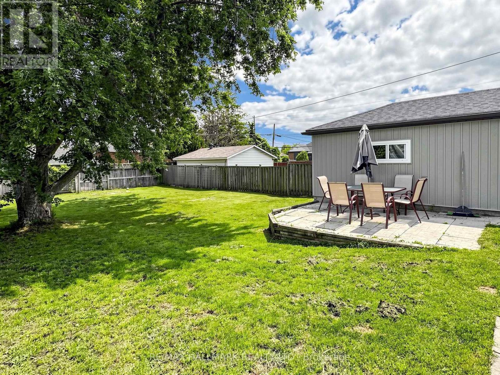 777 RITSON ROAD S - 28