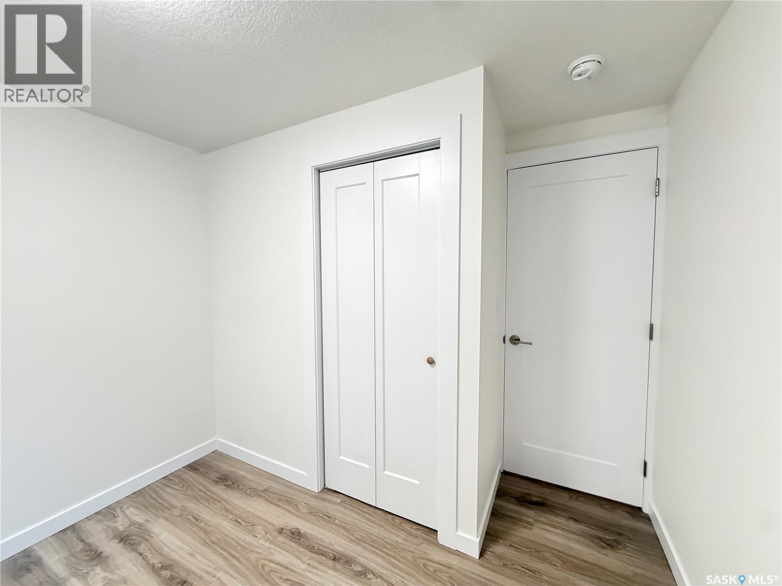 60 1035 Boychuk DRIVE - 10