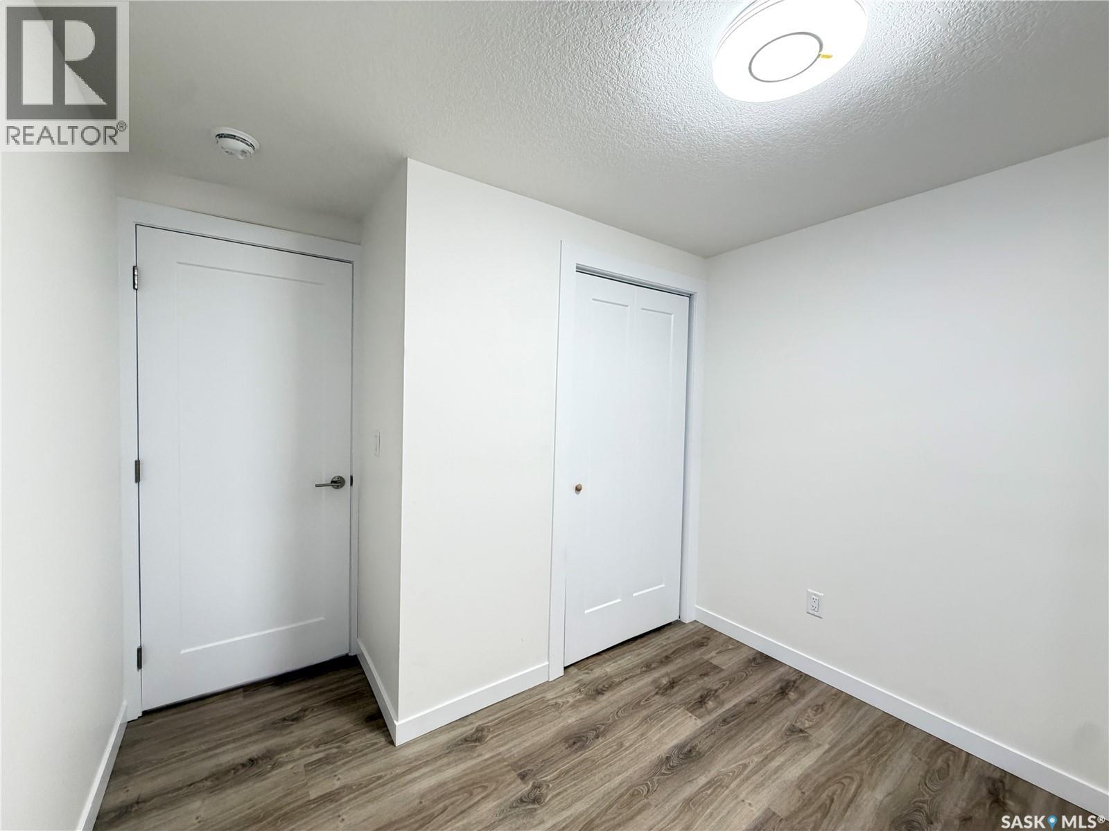 60 1035 Boychuk DRIVE - 12