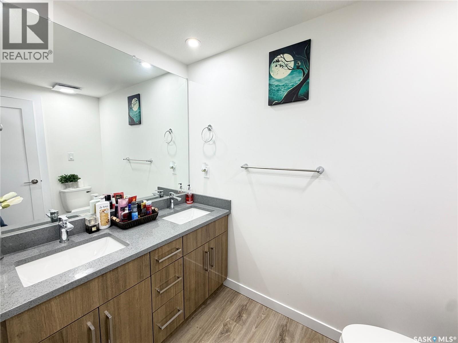 60 1035 Boychuk DRIVE - 14