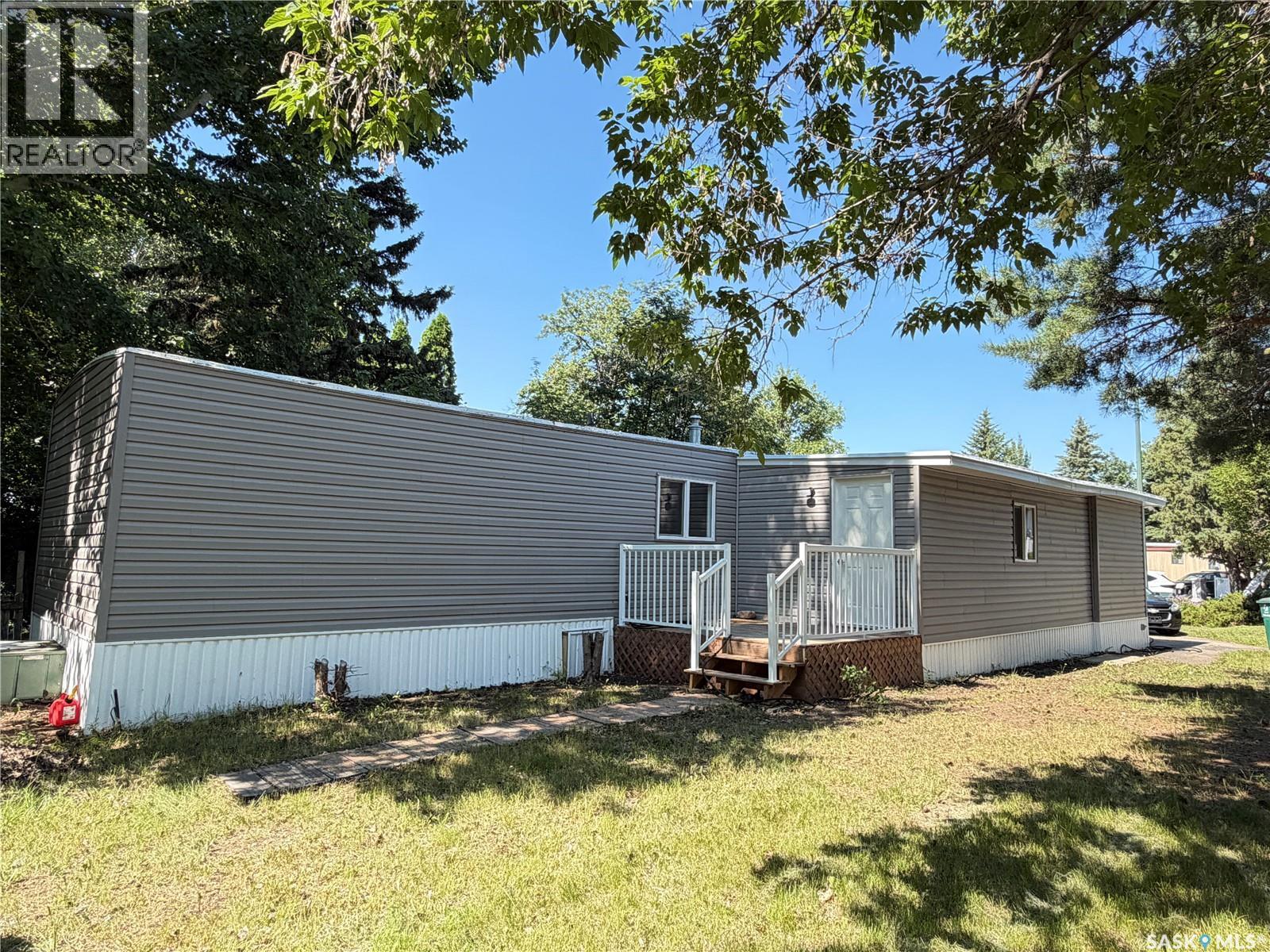 60 1035 Boychuk DRIVE - 20