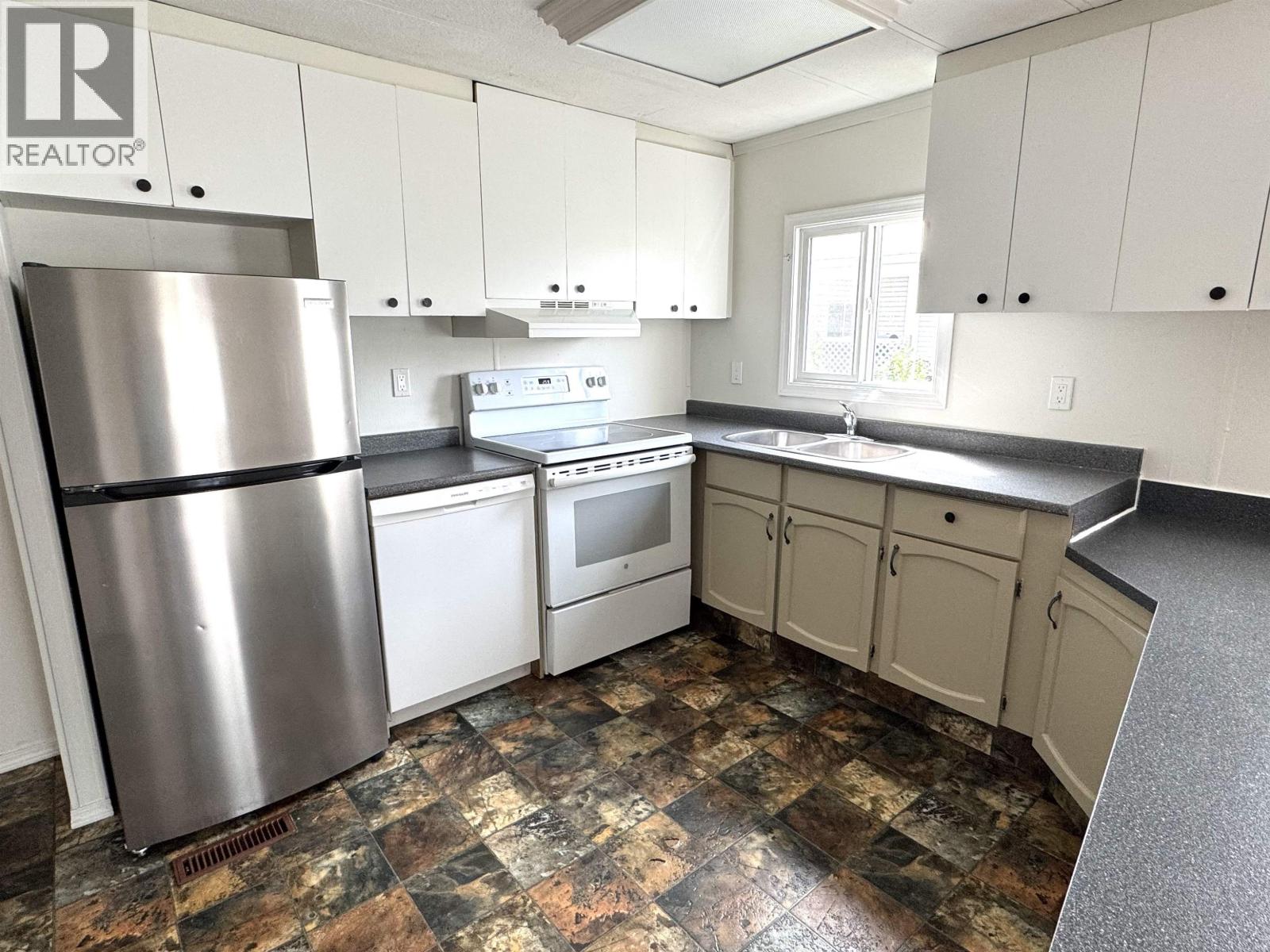 1155 4TH AVENUE - 19