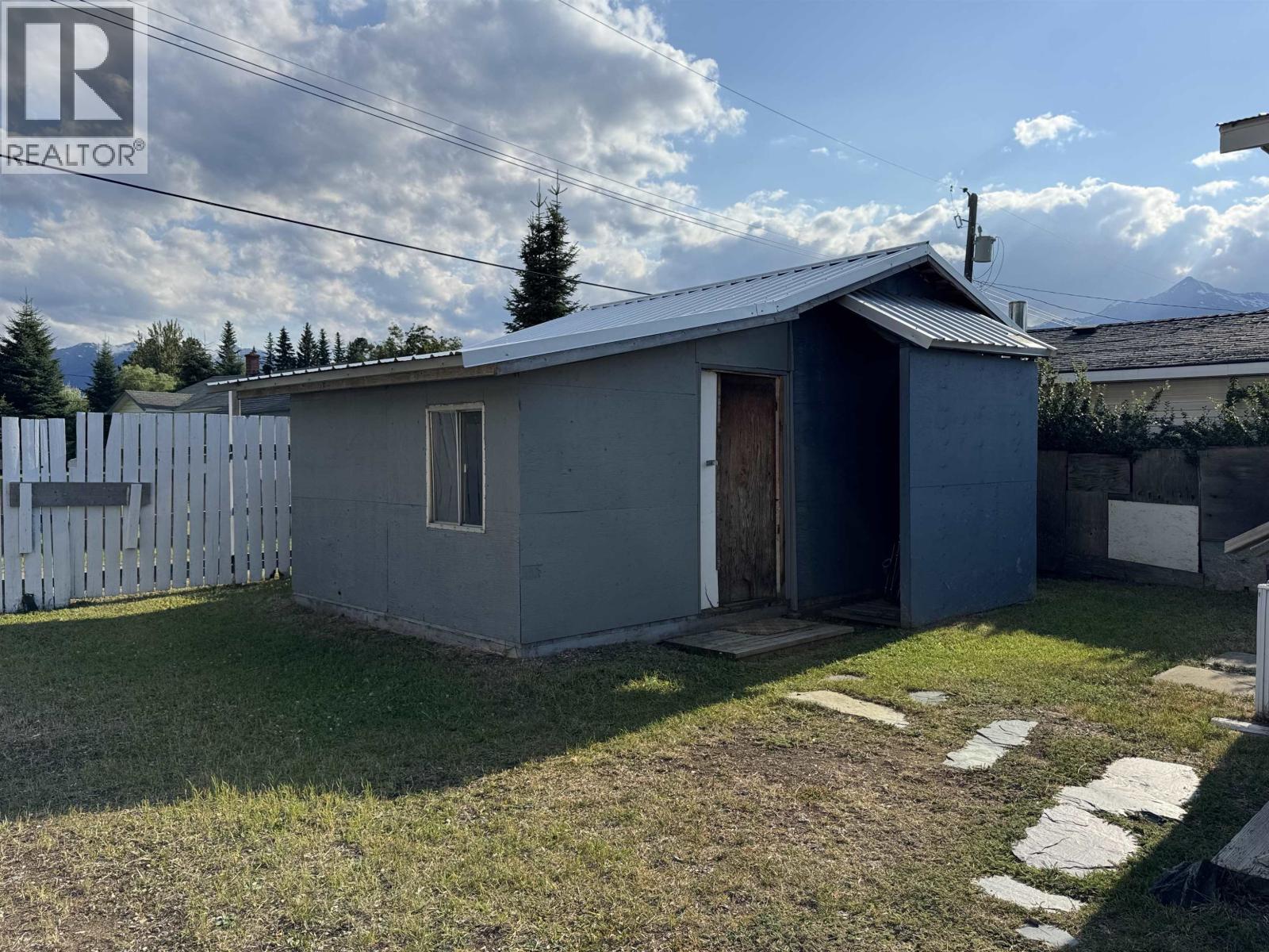 1155 4TH AVENUE - Image 33