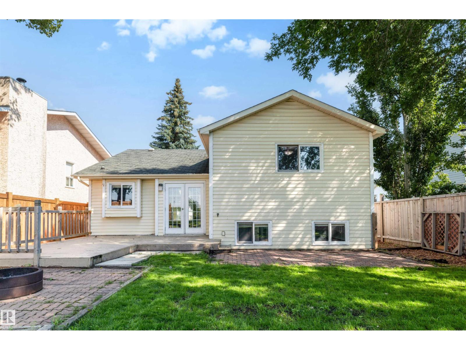 4639 10 AV NW - Image 29