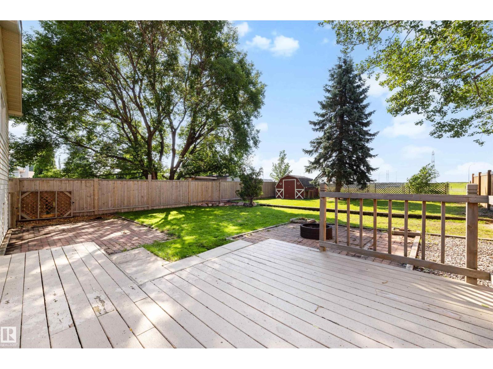 4639 10 AV NW - 4