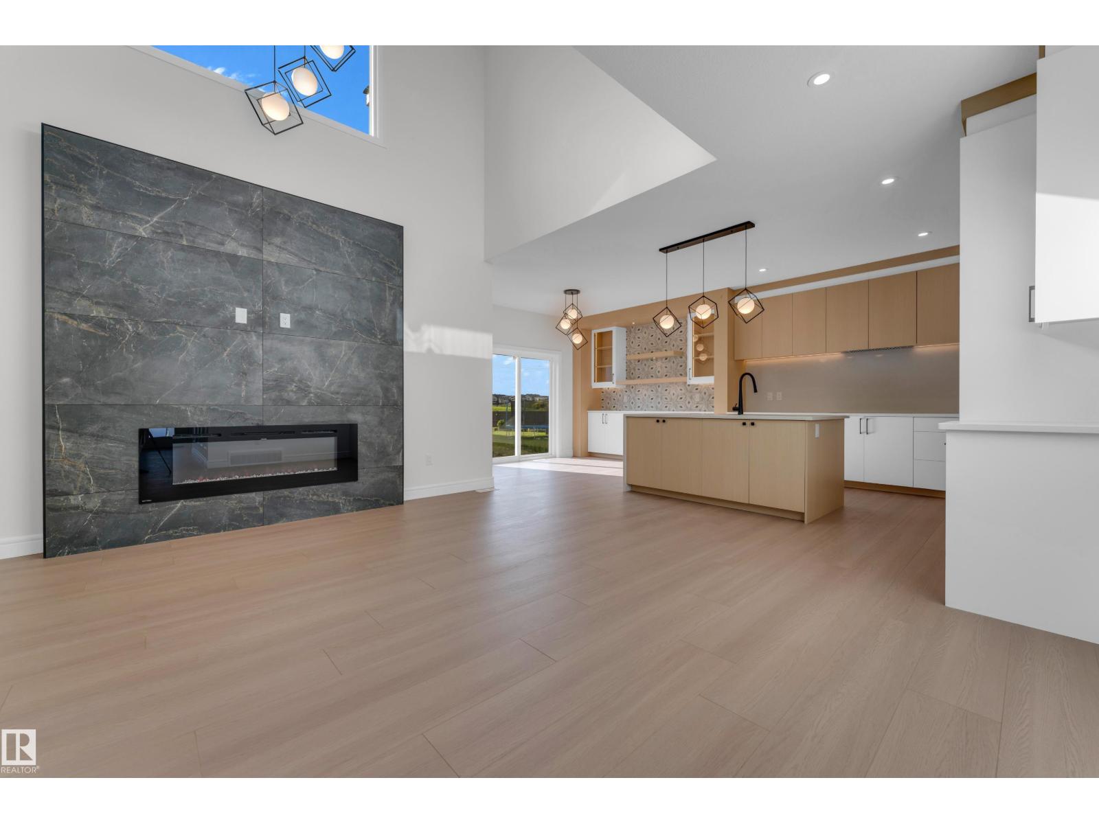 2824 194 ST NW - 20