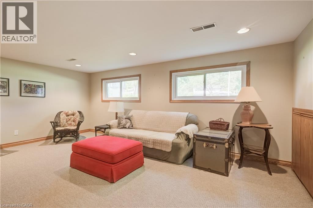 291 VILLA Place - Image 22