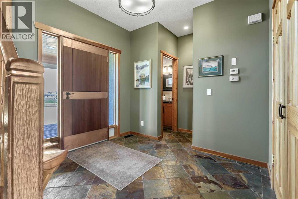 258104 48 Street W - Image 6