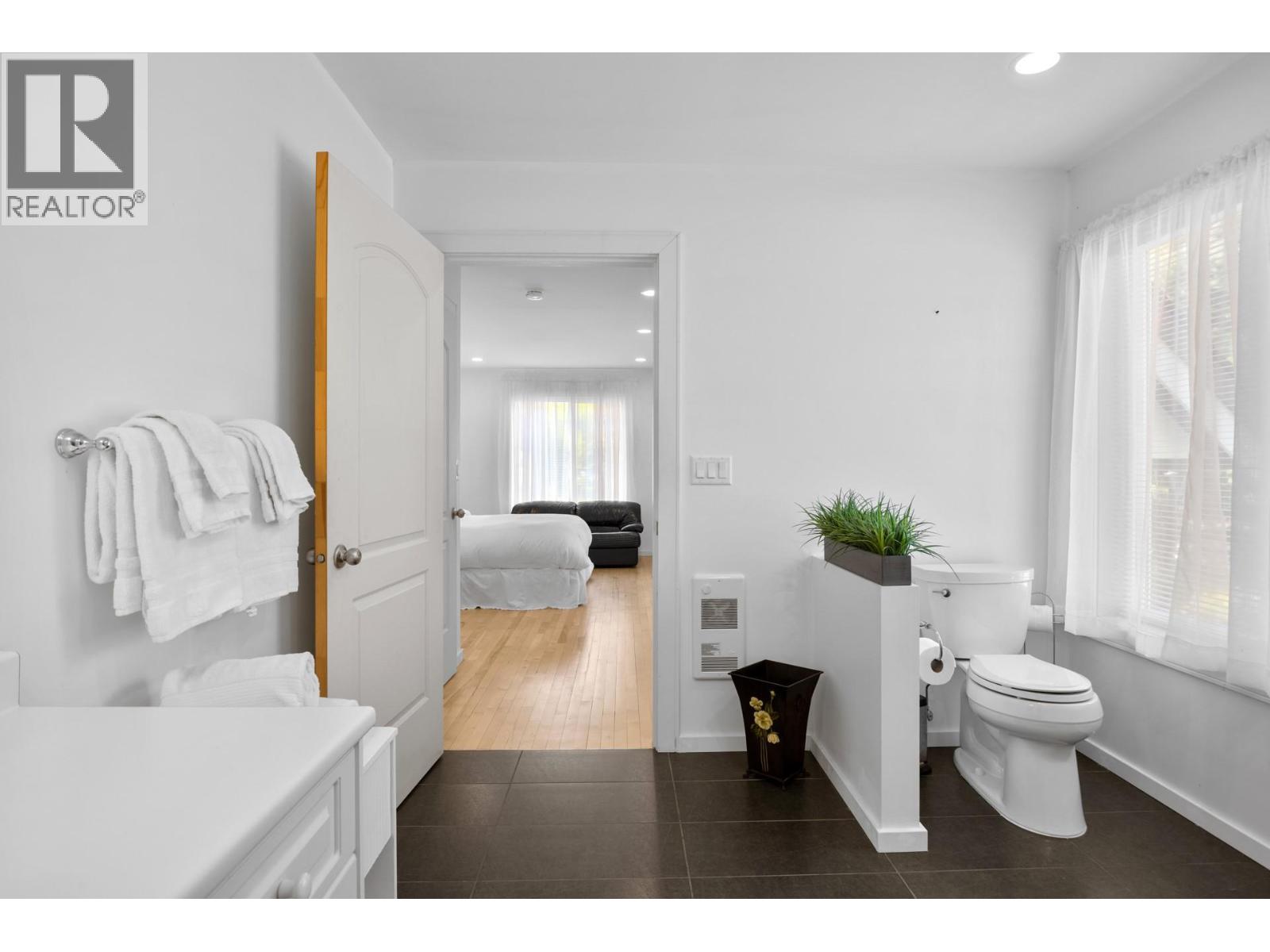 7991 Alpine Road - 44