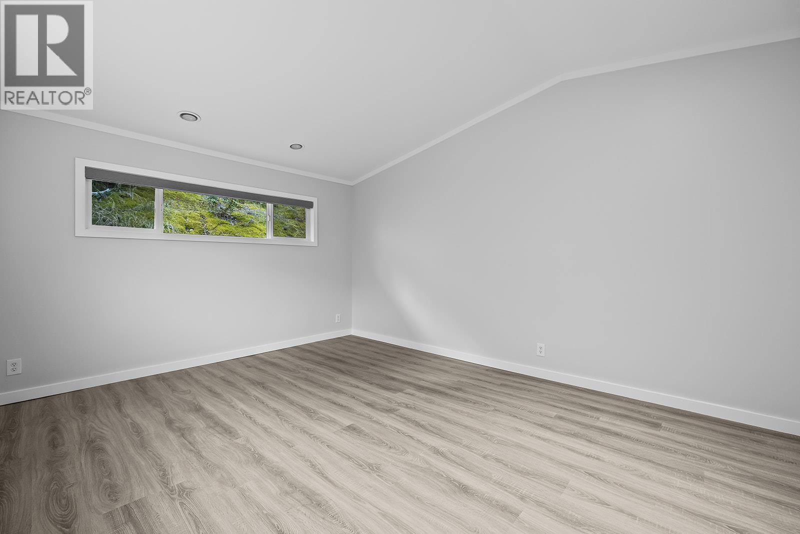 4700 Gordon Drive - 33