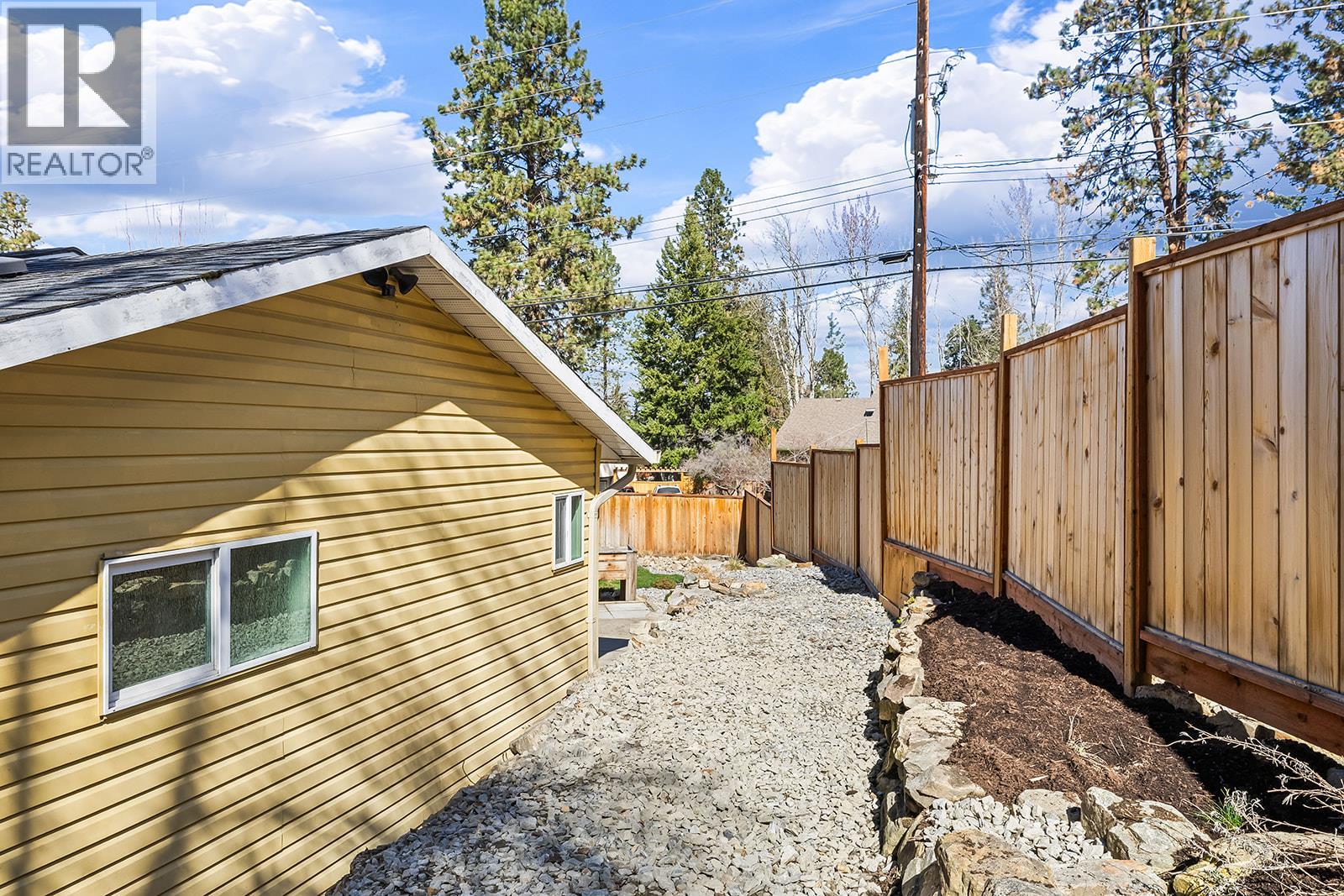 4700 Gordon Drive - 41