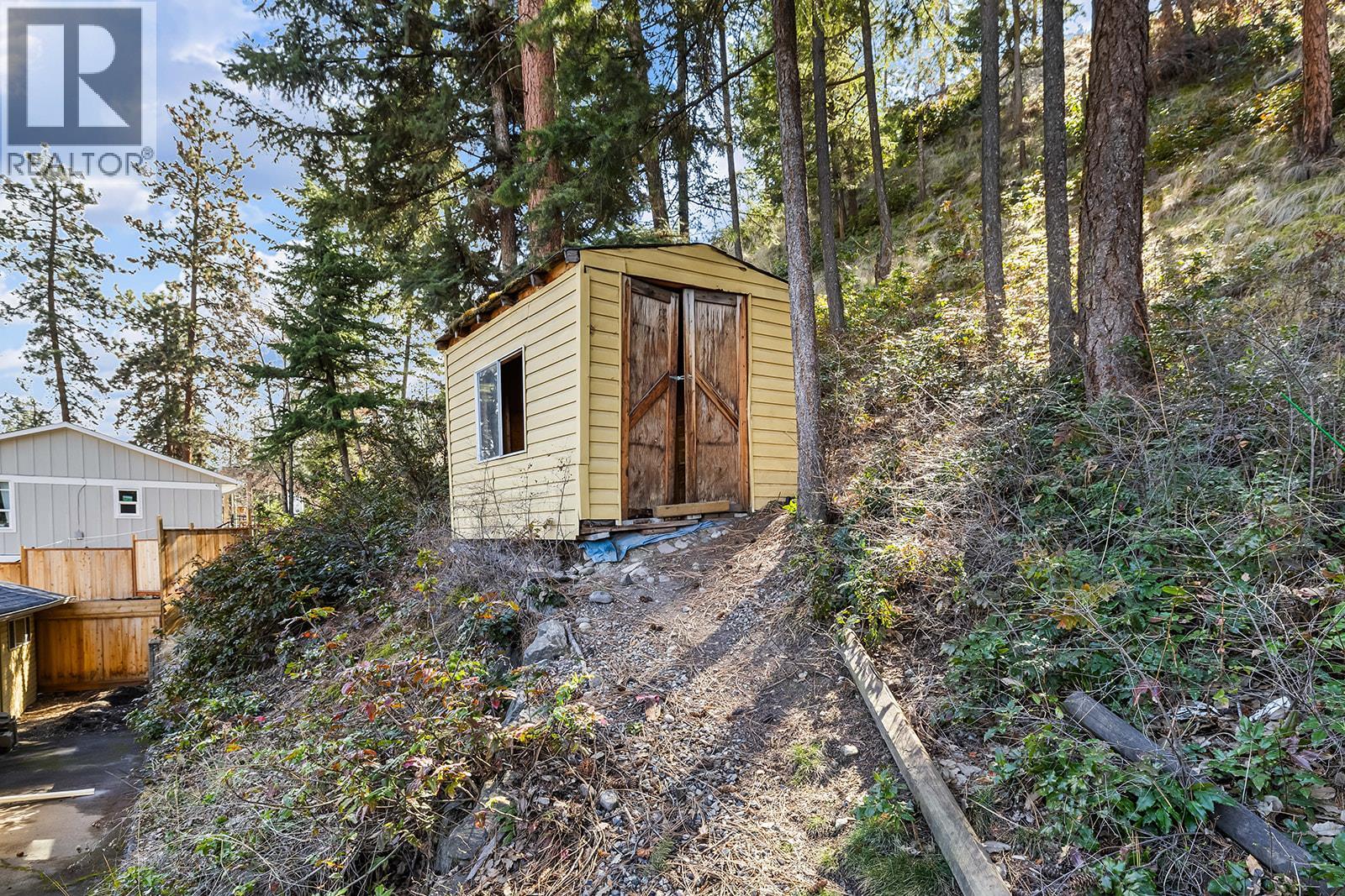 4700 Gordon Drive - 45