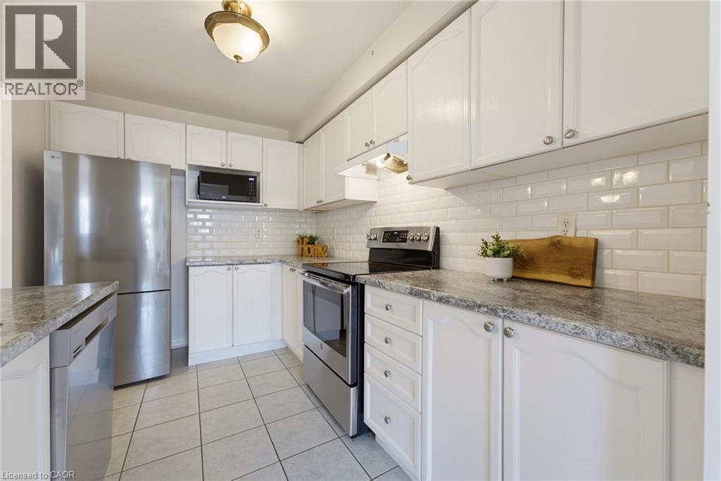 4425 PETER Drive - 13