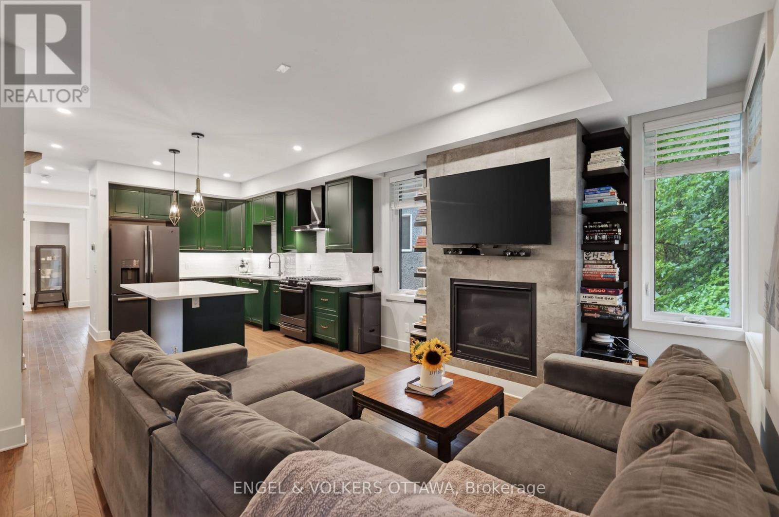304 RIVERDALE AVENUE - 10