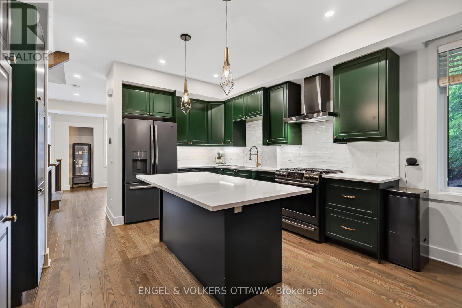 304 RIVERDALE AVENUE - 16