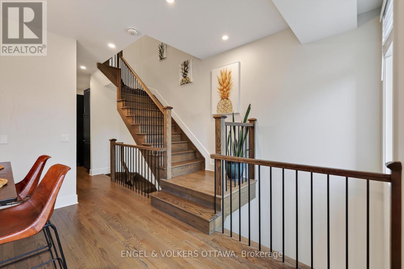 304 RIVERDALE AVENUE - 21
