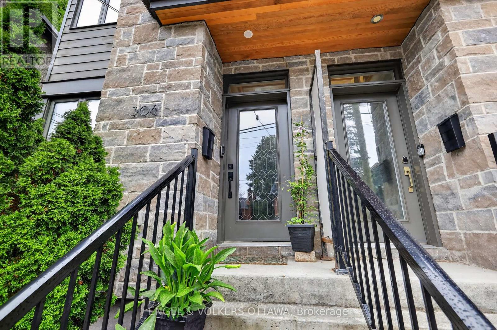 304 RIVERDALE AVENUE - 3