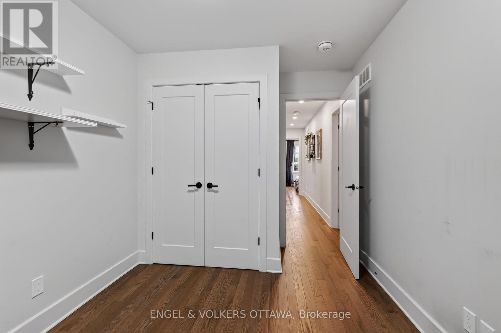 304 RIVERDALE AVENUE - 34