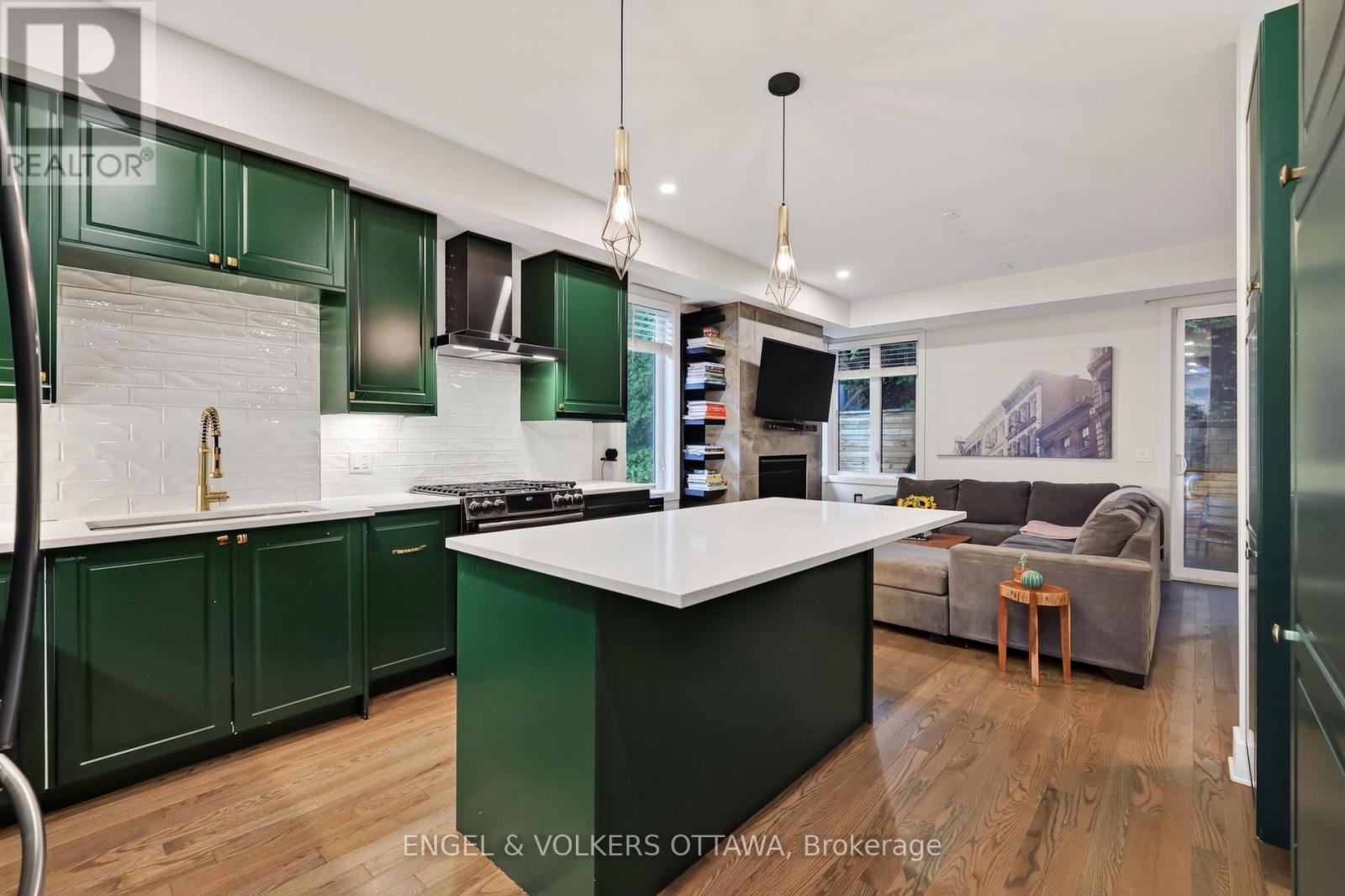 304 RIVERDALE AVENUE - 4