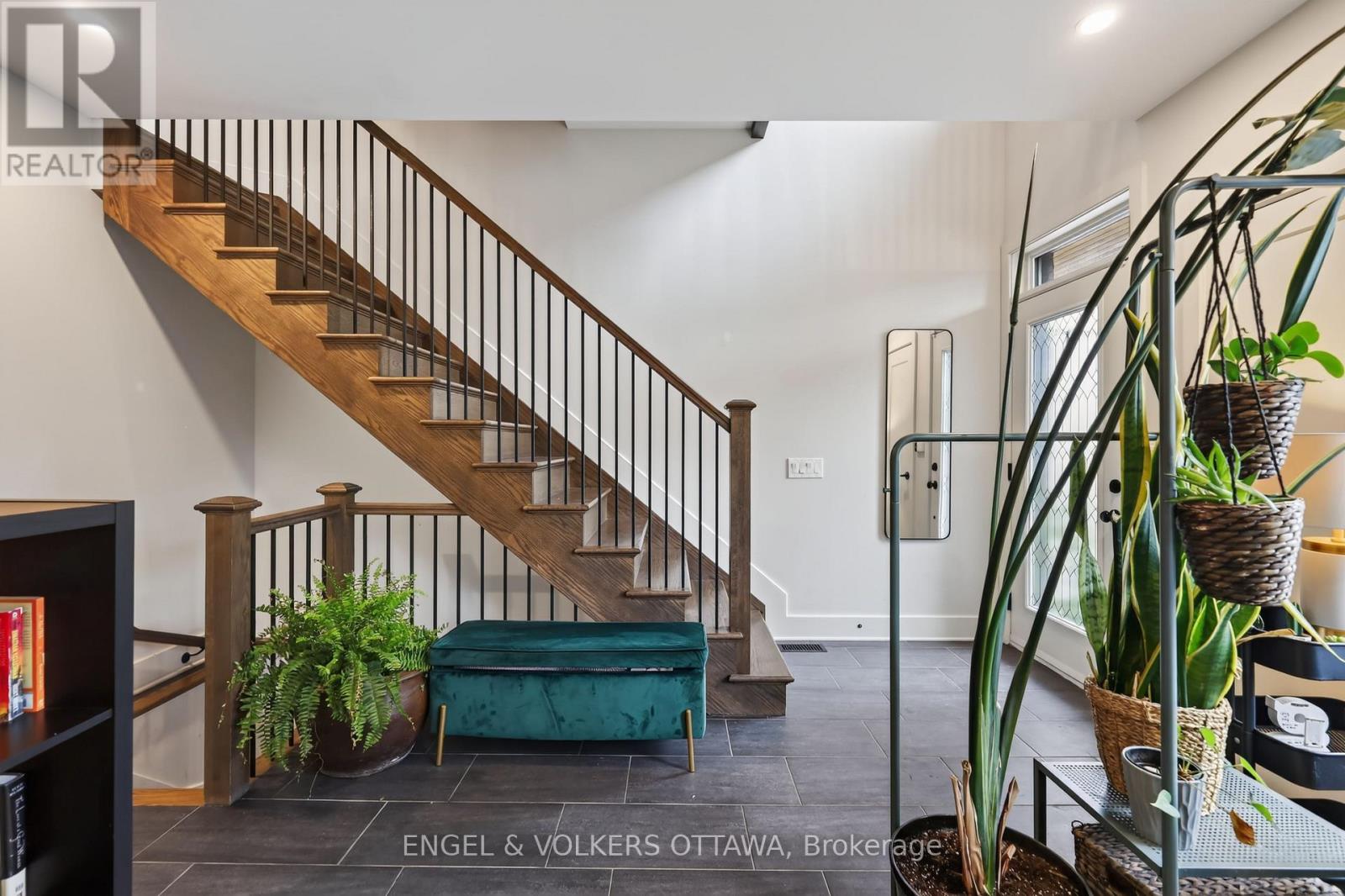 304 RIVERDALE AVENUE - 41