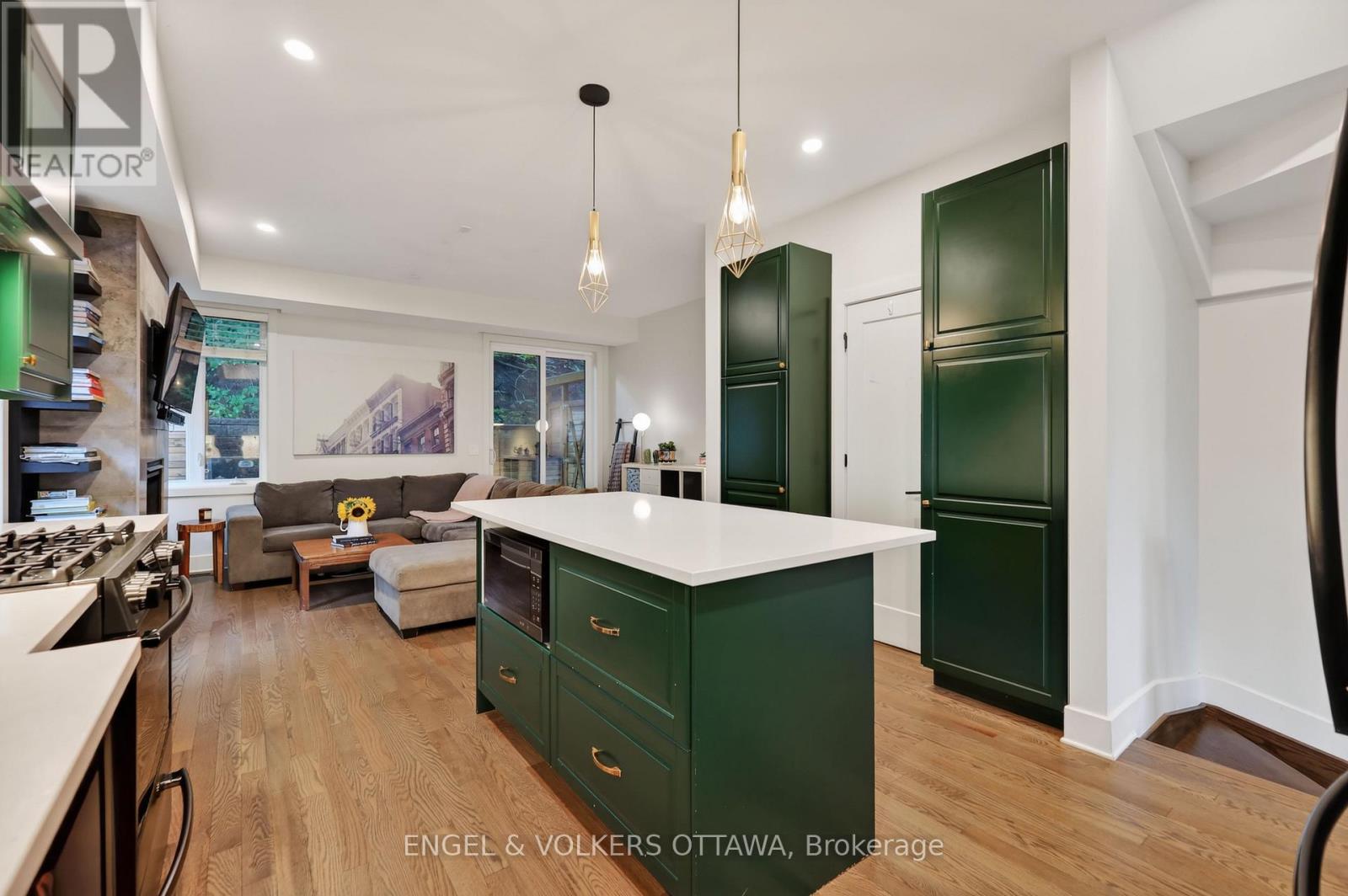 304 RIVERDALE AVENUE - Image 6