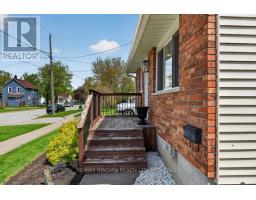 Bathroom - 61 Torrance Street, Fort Erie, ON L2A4C5 Photo 6