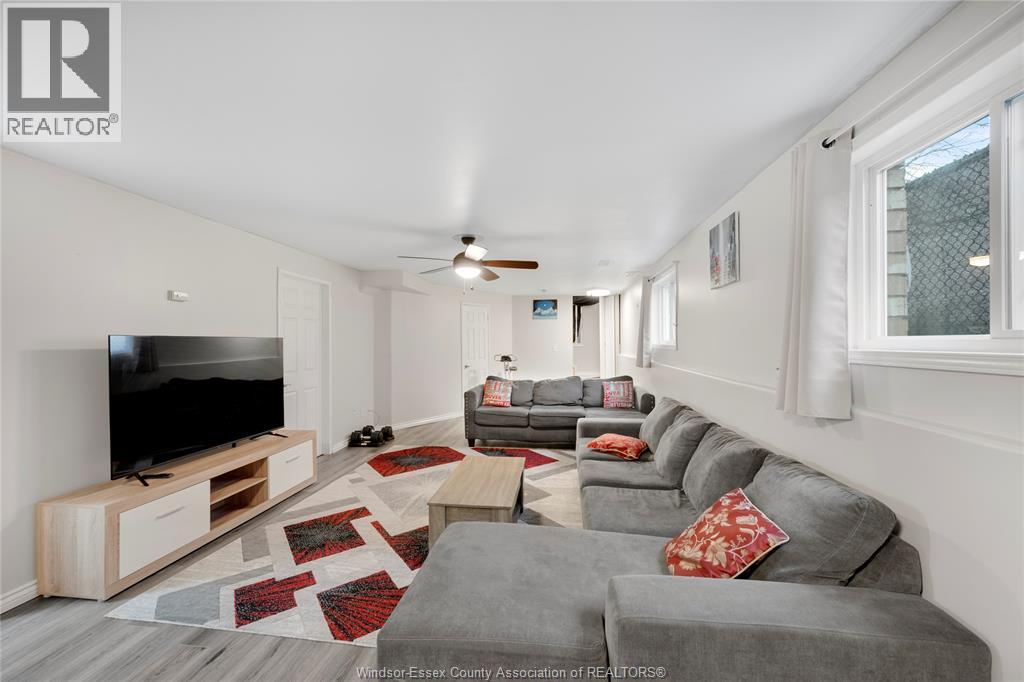 4574 TUMBLEWEED CRESCENT - 15