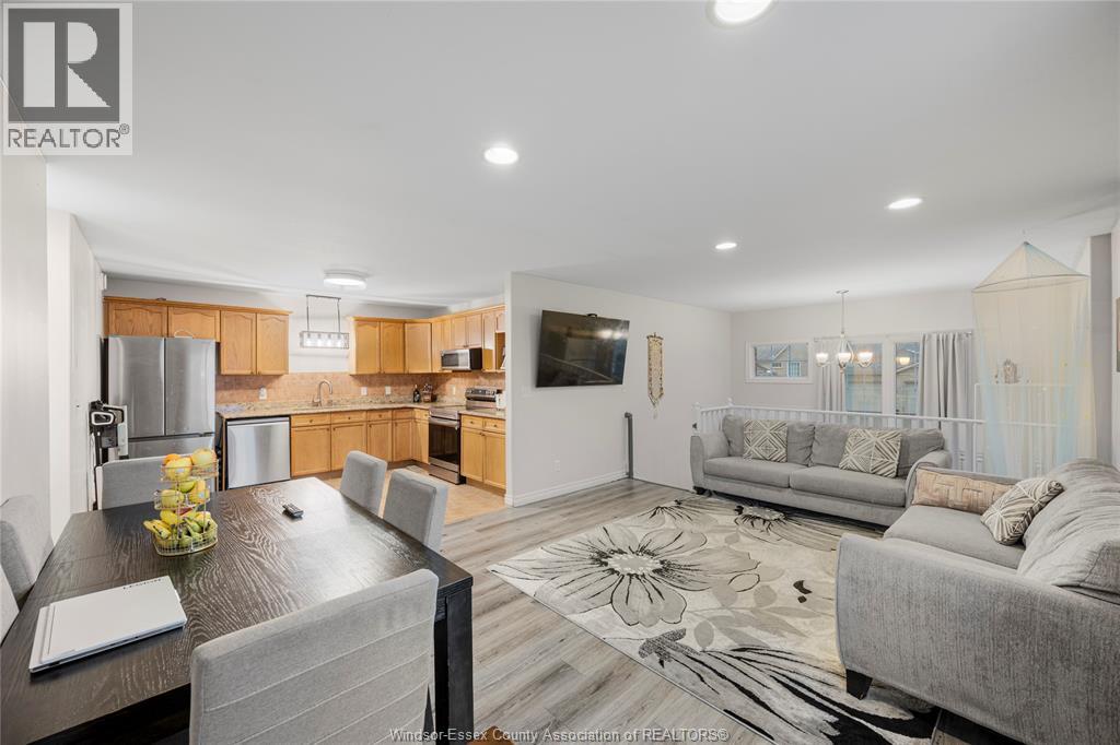 4574 TUMBLEWEED CRESCENT - 3