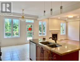 160 Chouinard Way, Aurora, ON L4G1B7 Photo 9