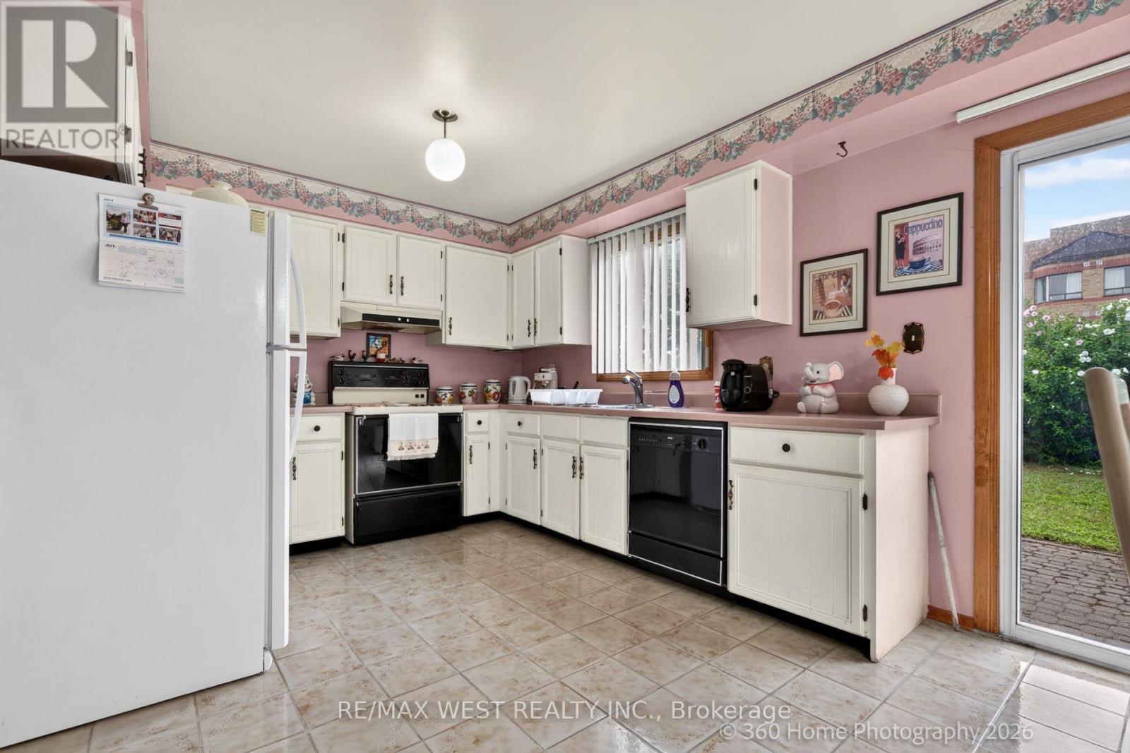 4157 OTTEWELL CRESCENT - 7