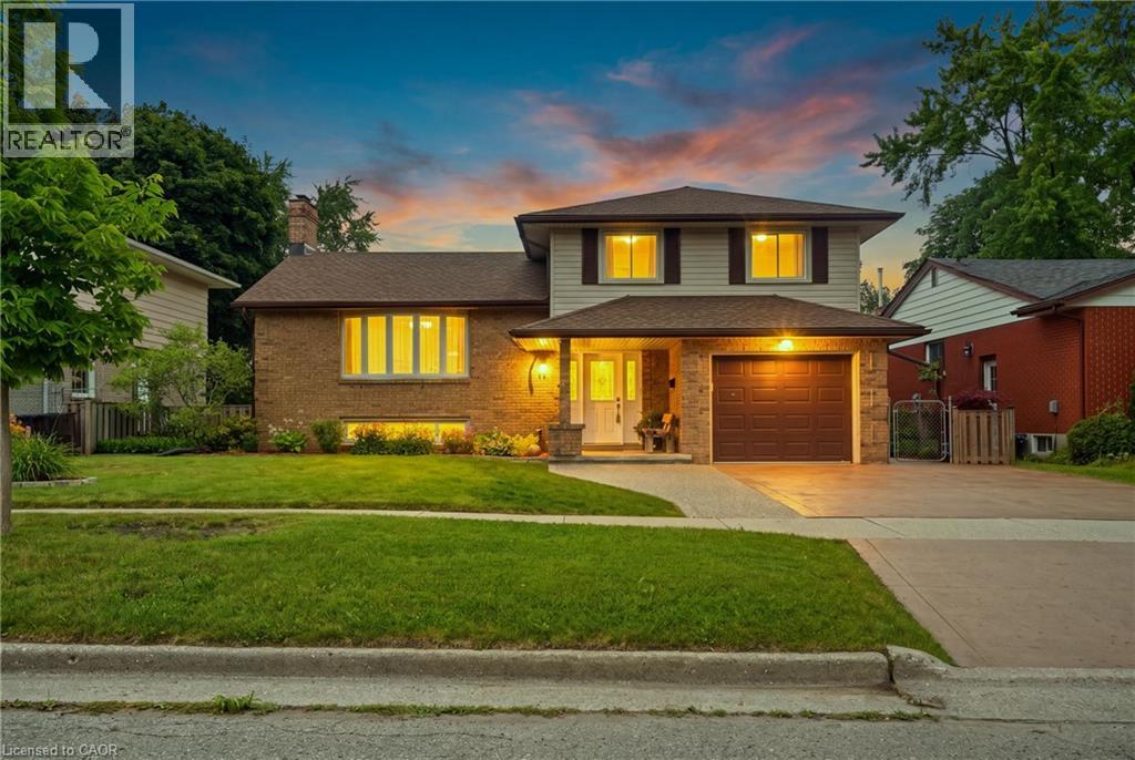 76 LOWER CANADA Crescent - 1