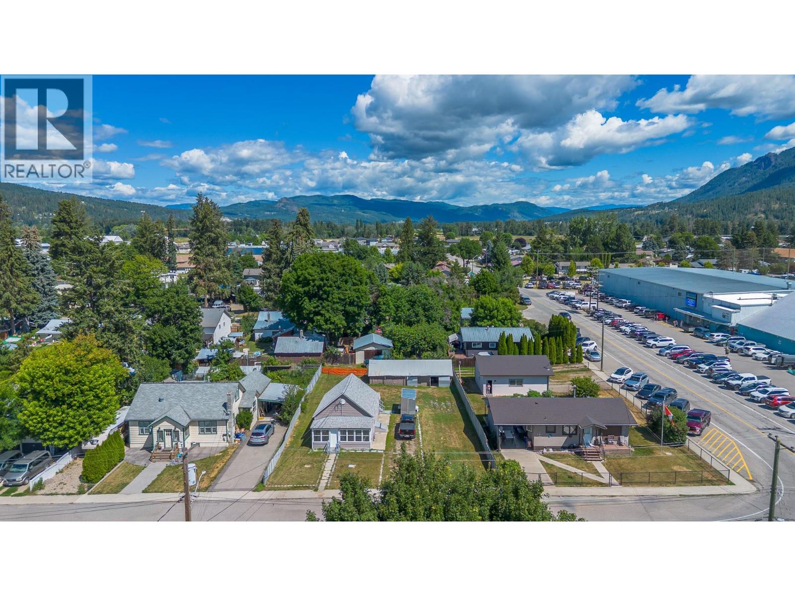 403 Howard Avenue - 9
