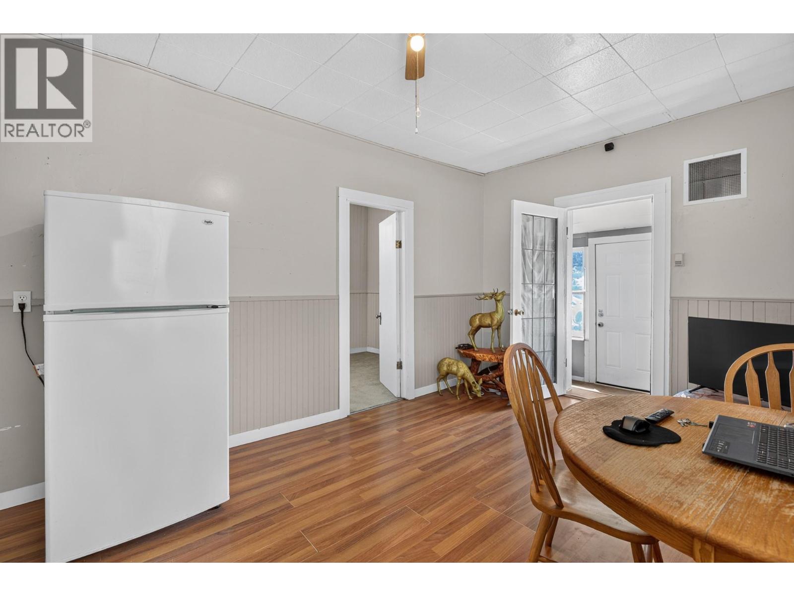 403 Howard Avenue - 19