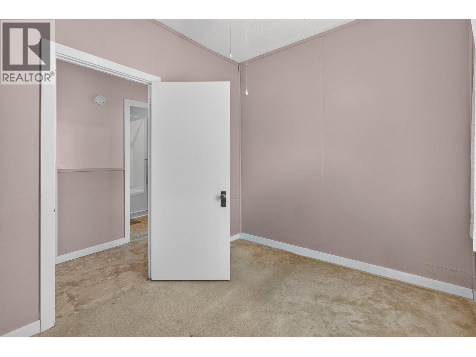 403 Howard Avenue - 25
