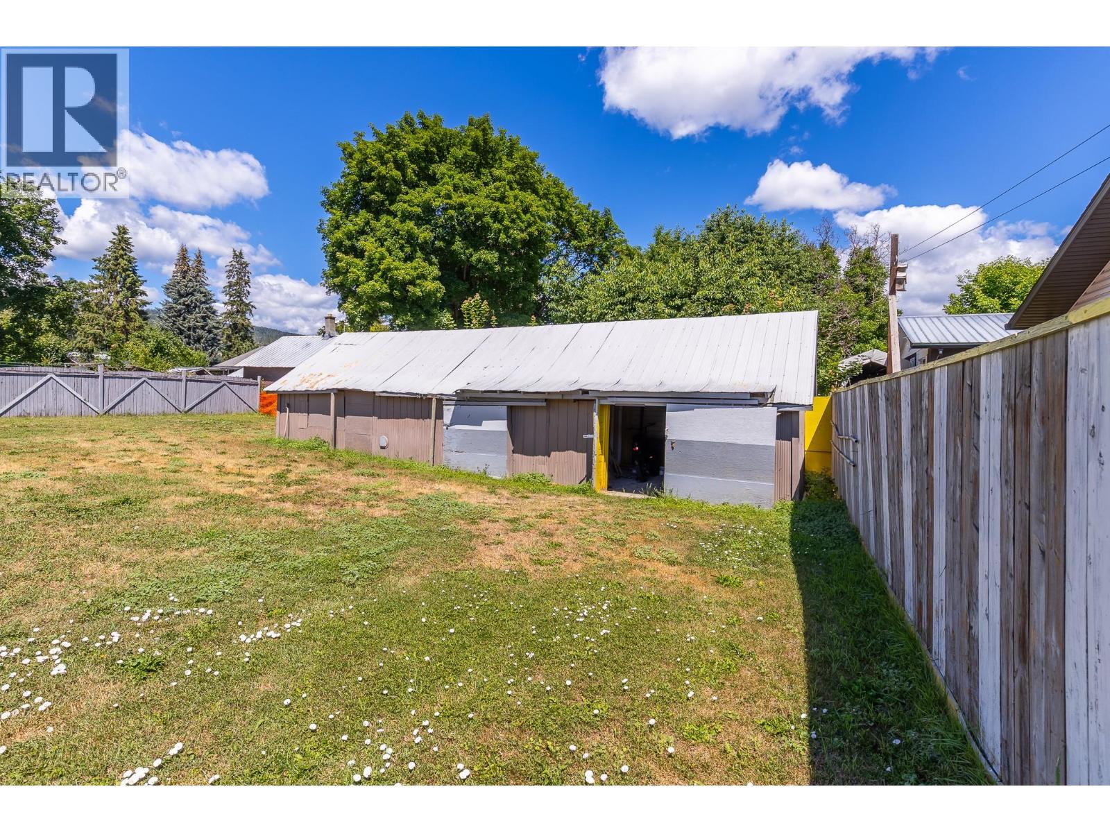 403 Howard Avenue - 39