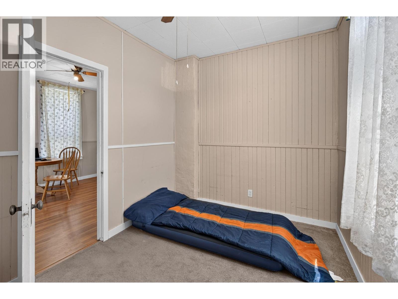 403 Howard Avenue - 20