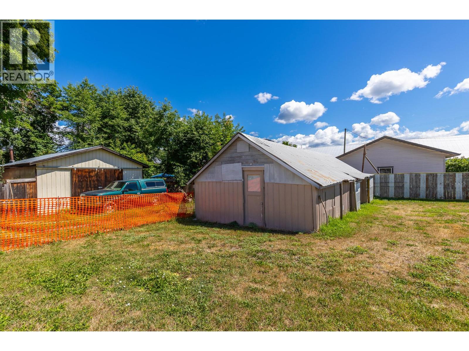 403 Howard Avenue - 36