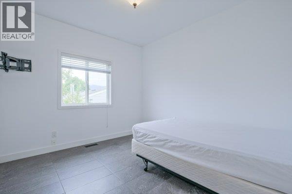 755 Birch Avenue - 19