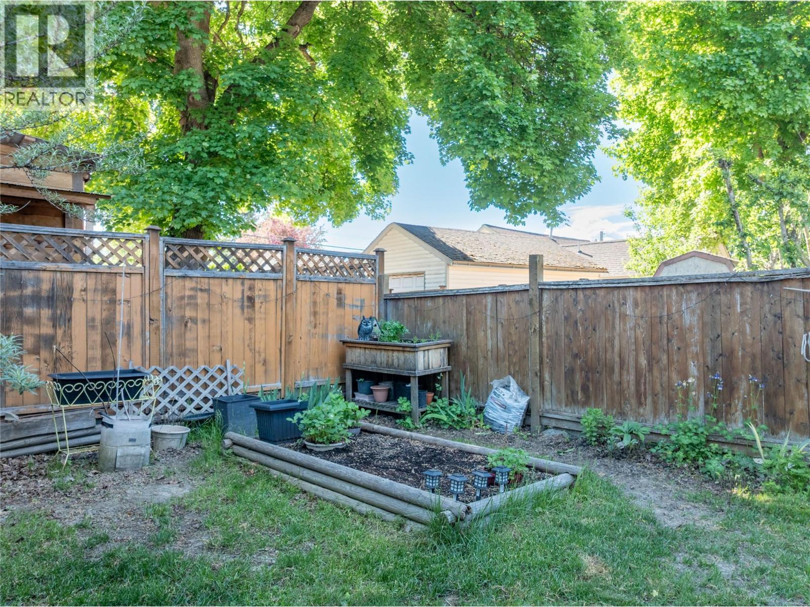 704 Knight Avenue, Enderby